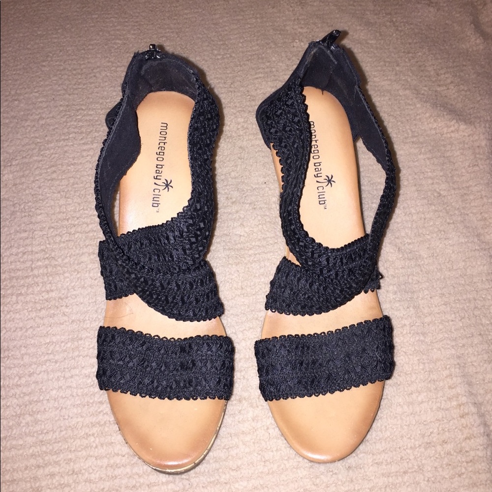 Black Wedges